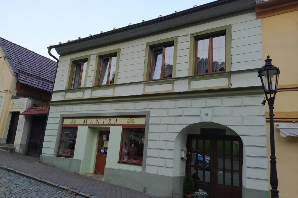 Apartman Na Namesti Ve Stramberku Екстер'єр фото